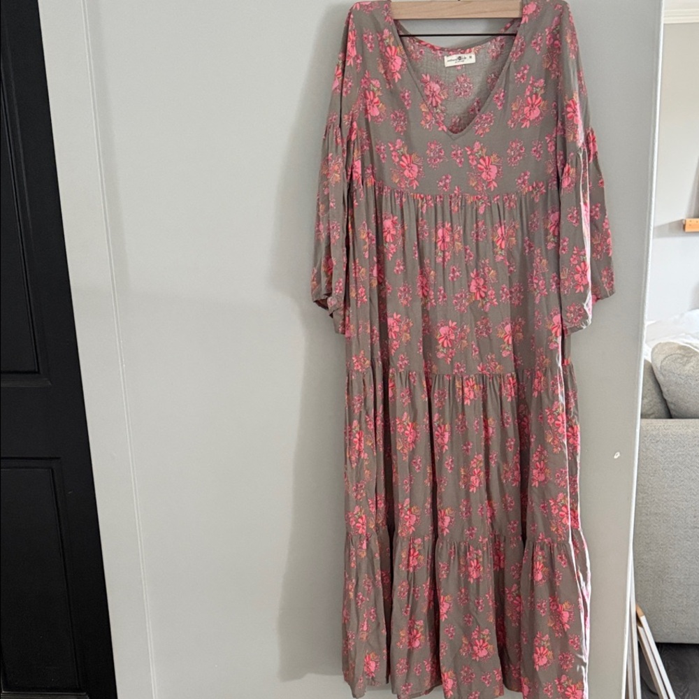 NATURAL LIFE Long Sleeve Dress in Gray with Pink Floral